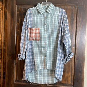 Flannel Color Block Plaid Over-Sized Long Sleeve High Low Frayed Top Size M